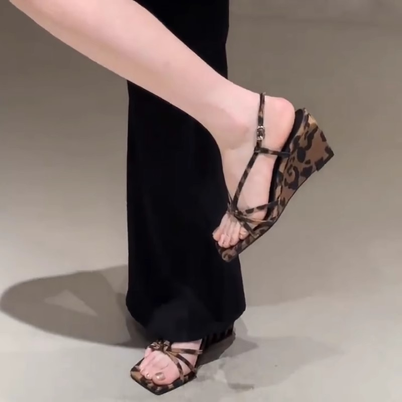 Leopard Wedge Sandals Summer N - Crossfit Belt recension och pris